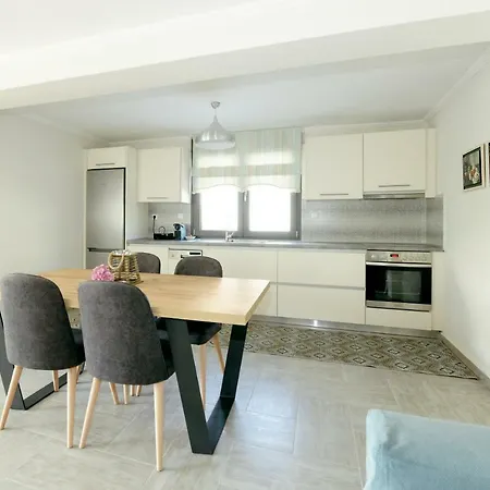 W2 Διαμέρισμα Καβάλα